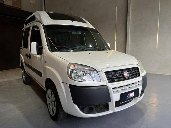 FIAT DOBLÒ 1.8 MPI ESSENCE 16V FLEX 4P MANUAL FIAT DOBLÒ 1.8 MPI ESSENCE 16V FLEX 4P MANUAL